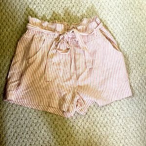 Thread supply dressy shorts